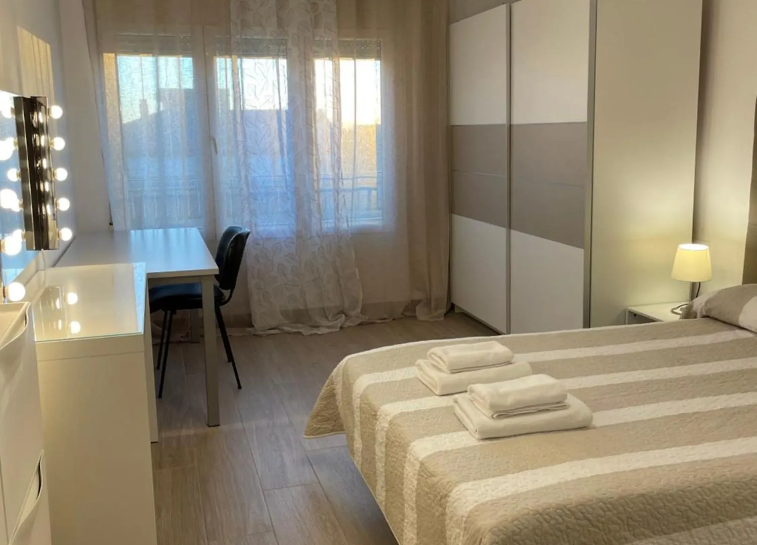 Apartman H&H Suite Espectacular Apartamento En El Centro De Granada Spanyolország